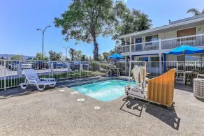Motel 6-Oakland, CA - Embarcadero - Piscine