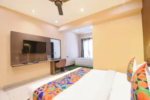 Fabhotel 19 West - Quarto