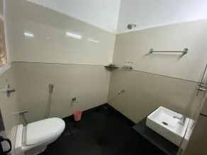 HOTEL PANDURANG INTERNATIONAL - Bagno