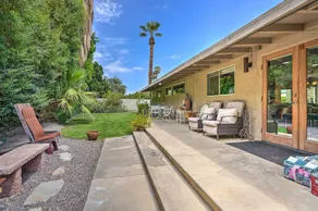 In der Nähe von Golfplätzen: Oase in Palm Desert mit Pool und Spa - Innenbereich