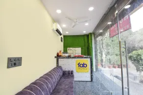 FabHotel Yash Residency - Nr Yamuna Sports Complex - Receção