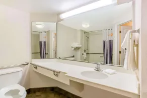 La Quinta by Wyndham Raleigh Durham Intl AP - Salle de bain