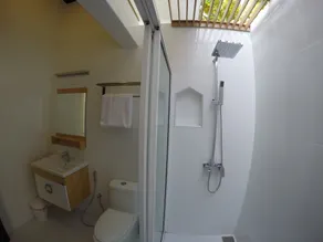 Thoddoo Inn - Badezimmer