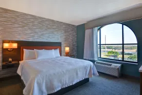 Home2 Suites by Hilton Orlando at Flamingo Crossings - Chambre
