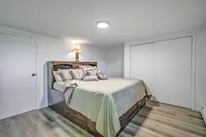 Roomy Montour Falls Retreat w/ Private Pool! - Interiör