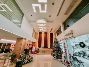 P2 Boutique - Lobby