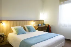 Brit Hotel Reims Croix Blandin - Værelse