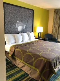 Super 8 by Wyndham Augusta - Vue de la chambre