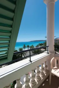Hôtel Vacances Bleues Balmoral - Vista do quarto