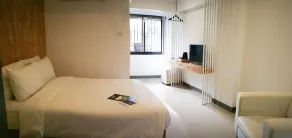 Loyy Hotel - Chambre