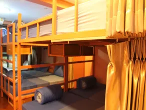 T2B Hostel - Room