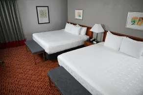 Atrium Hotel and Suites DFW Airport - Chambre