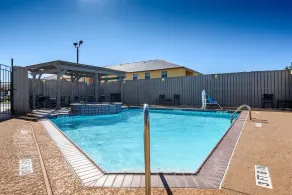 Holiday Inn Express Hotel and Suites Bastrop by IHG - Piscine