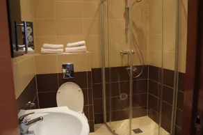 Hotel Erasmus - Bathroom