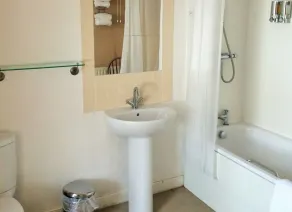 The Victoria Inn - Baño