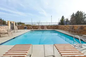 Country Inn & Suites by Radisson Dixon CA - UC Davis Area - Piscine