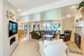 2 Mi to Lake Tahoe: Spacious & Serene Retreat! - Innenbereich