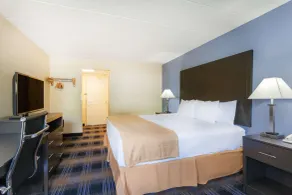 Days Inn by Wyndham Wilkes Barre - Chambre