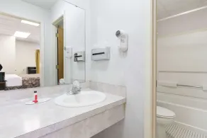 Knights Inn Longview - Salle de bain