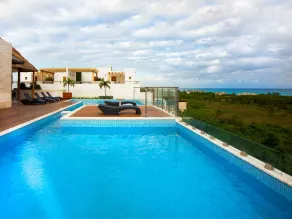 Grand Fifty Suites - Piscine