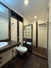 Hotel Beach Garden - Bathroom