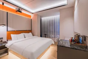 National Music Hotel - Chambre