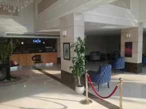 Remaz Suites Hotel - Reception