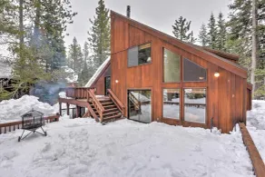 Truckee Home w/ Private Hot Tub on a Golf Course - Interior