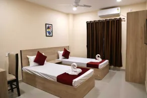 Regal Guest House by ROH - Chambre