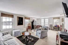 Beautiful Views, 1 Mi to Beach! Ipswich Cottage - Innenbereich