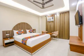 FabHotel Raahi Retreat - Nr Star Mall & 32nd Avenue - Chambre