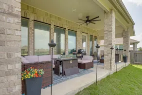 10 Min From Austin! High-end Home w/ Nice Backyard - Innvendig