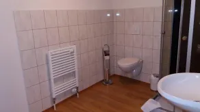 Gästehaus Apartments B & B27 und Pension Waldhorn - Badrum