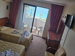 Sunshine Hotel - Room