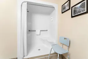 Comfort Suites near Robins Air Force Base - Chambre