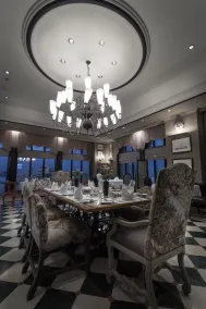 Hawthorn Suites by Wyndham Al Khobar - Restaurant
