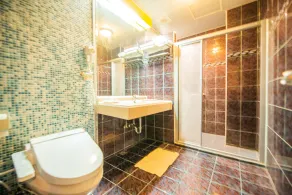 Wenpin Hotel Pier2 - Bathroom