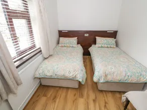 Daffodil Cottage - Room