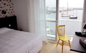 Logis Hotel Du Port - Værelse