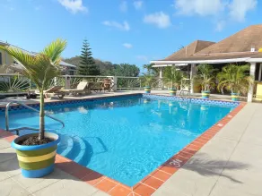 Grooms Beach Villa & Resort - Pool