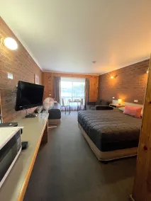 Country Roads Motor Inn - Zimmer