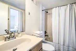 Coastal Condo w/ Pool Access - Steps to Beach - Interior