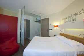 Harmony Suite Hotel - Zimmer