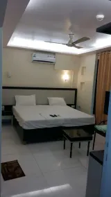 Hotel Aishwarya Residency - Chambre