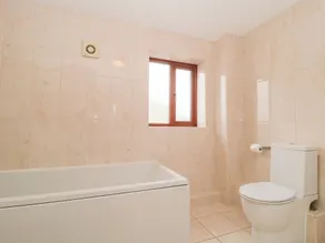 Morgan House - Bathroom