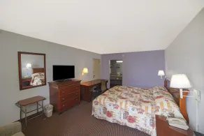 Masters Inn Selma Smithfield I-95 By OYO - Chambre