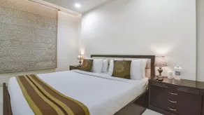 Royal Residence Cyber City - Rum