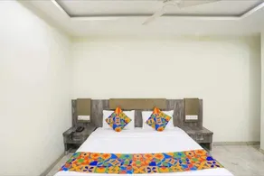 Hotel Krishna - Chambre