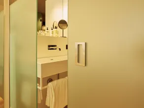 Schwabinger Wahrheit by Geisel - Salle de bain