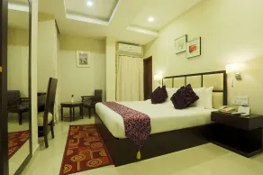Hotel D Courtyard - Room